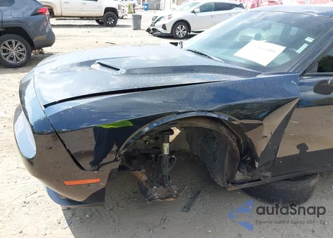 2021 Dodge Challenger Sxt из США, поврежденный, VIN 2C3CDZAG6MH673673